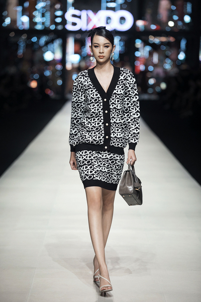 fashion-show 027SIXDO photo KIENGCANTEAM.jpg